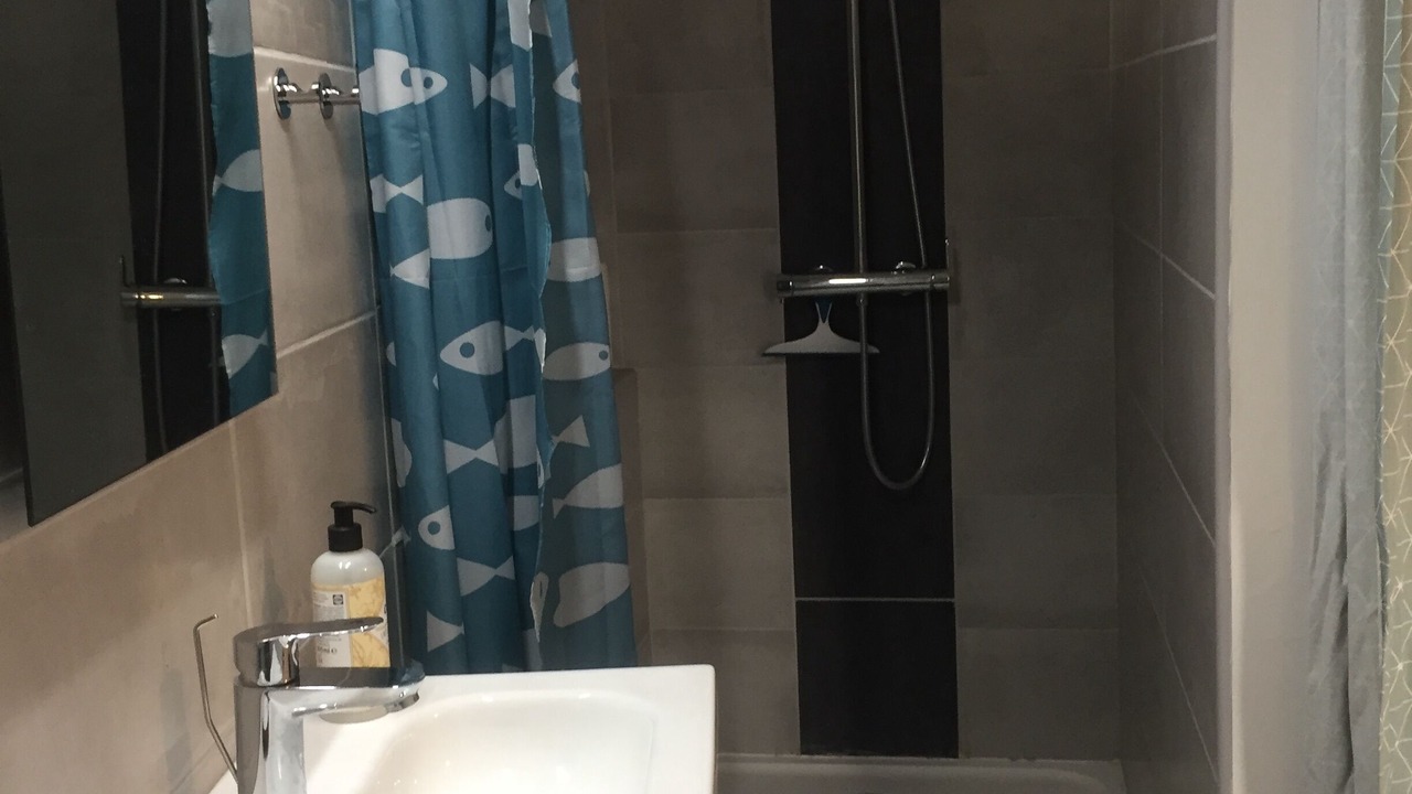 Photo of Bathroom in Saint-Jean-de-Vedas
