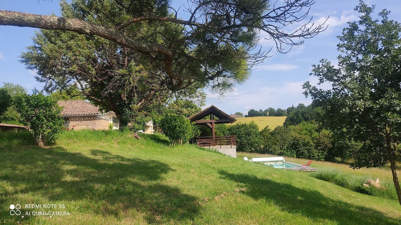 Photo of Outdoor in La Salvetat-Belmontet