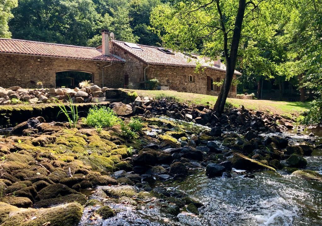 Photo of Outdoor in Nontron