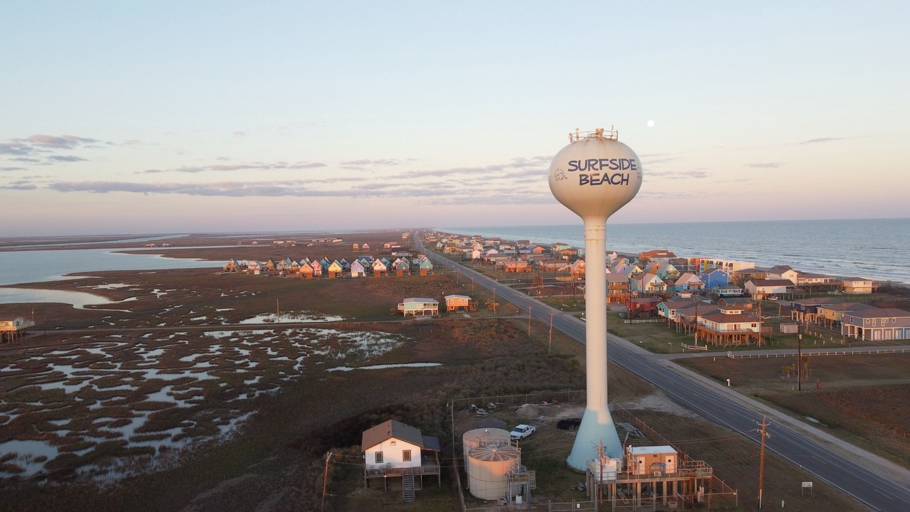 Photo of Others in Surfside Beach
