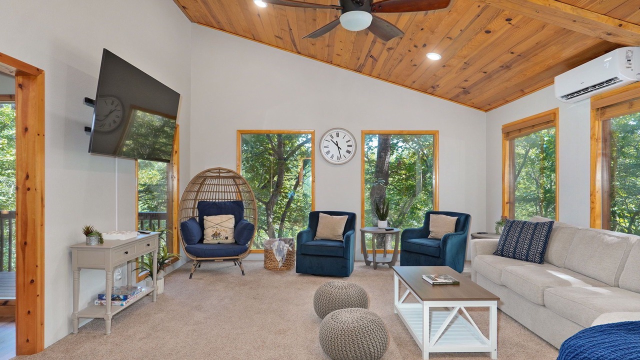Photo of Livingroom in Eagle Rock
