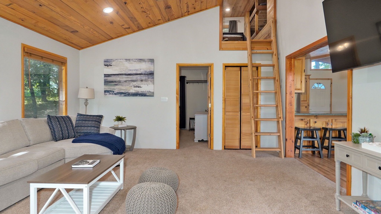 Photo of Bedroom in Eagle Rock