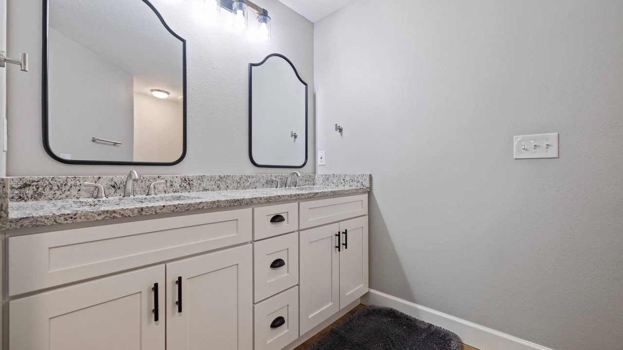 Photo of Bathroom in Weeki Wachee