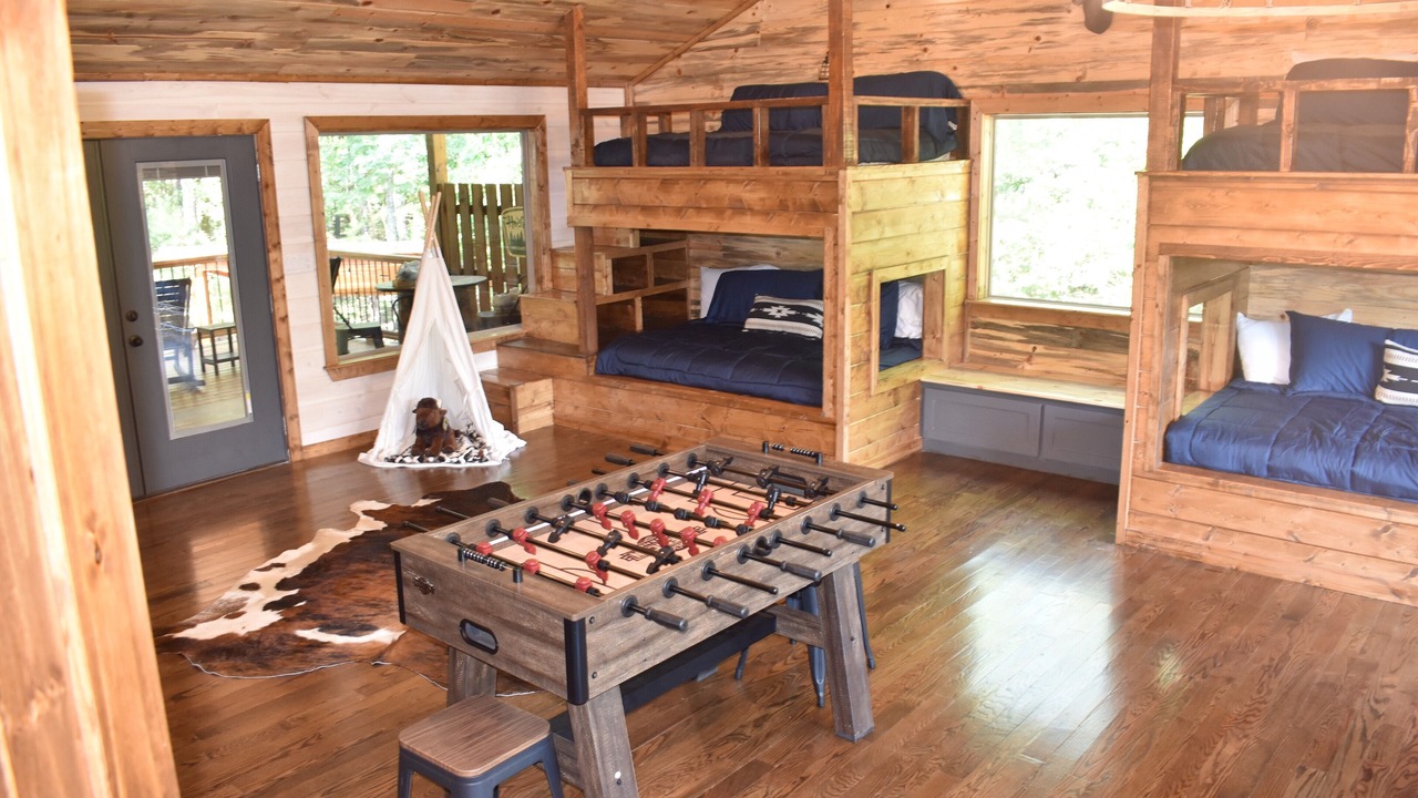 Photo of Bedroom in Hochatown