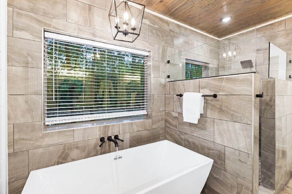 Photo of Bathroom in Hochatown