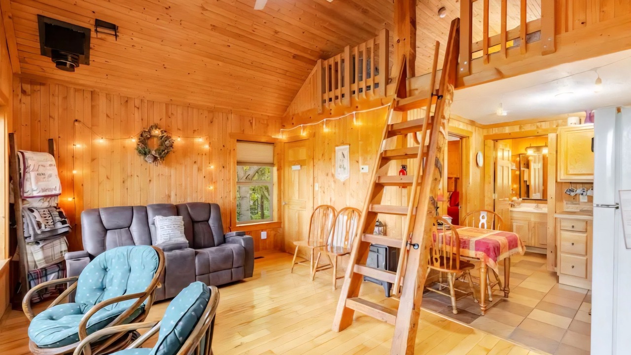 Photo of Bedroom in Amherst