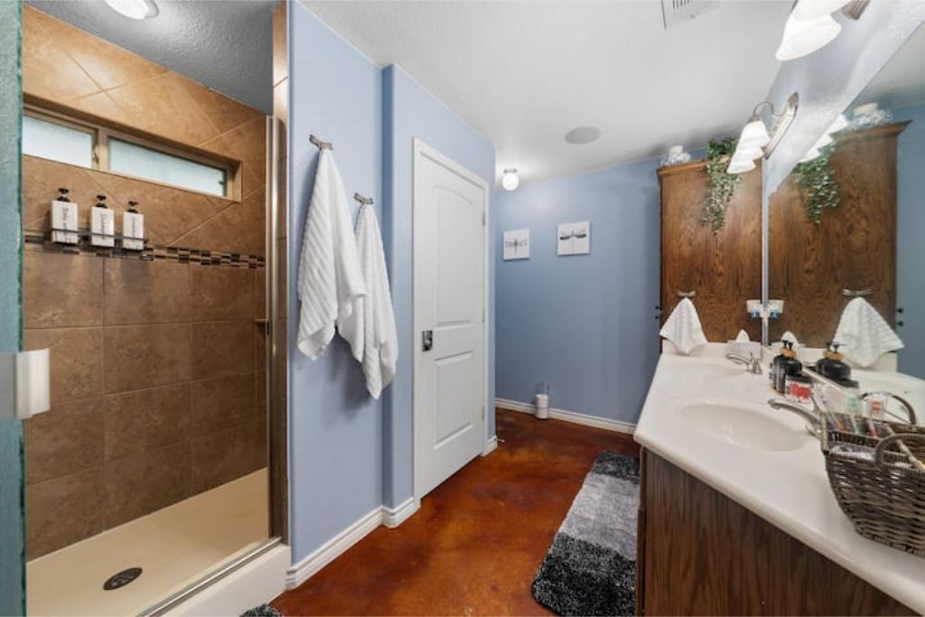 Photo of Bathroom in Belton