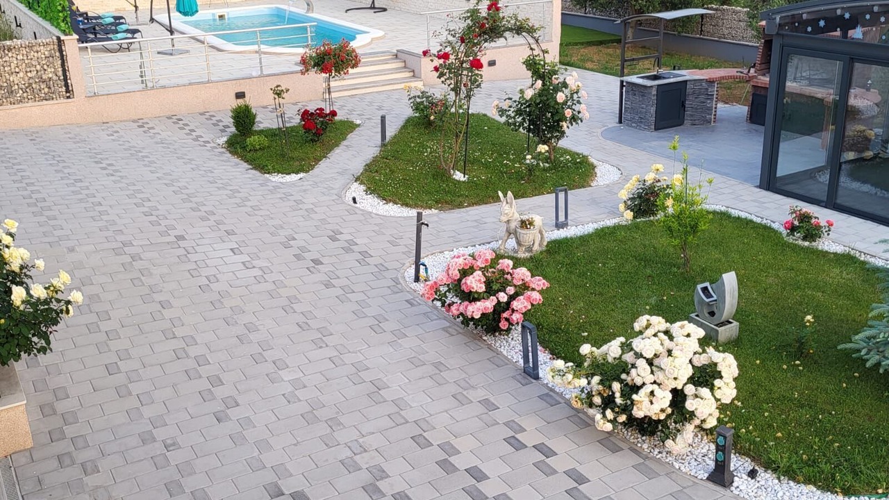 Photo of Outdoor in Velim
