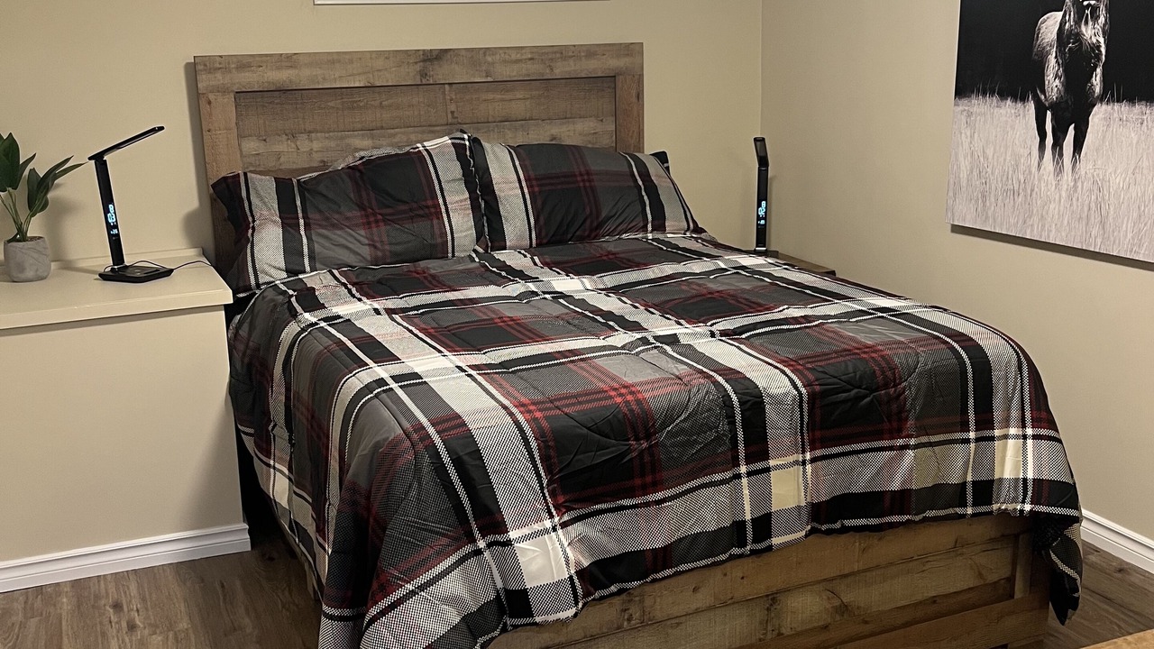 Photo of Bedroom in Algonquin Highlands