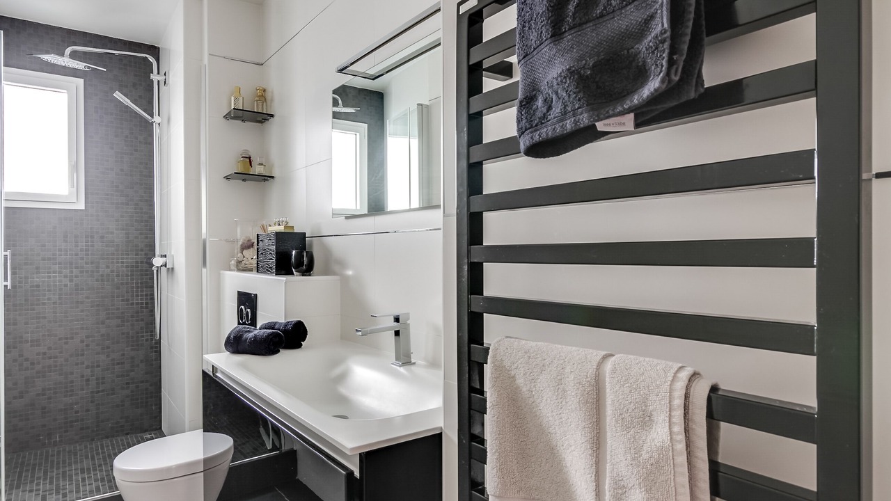 Photo of Bathroom in Passy
