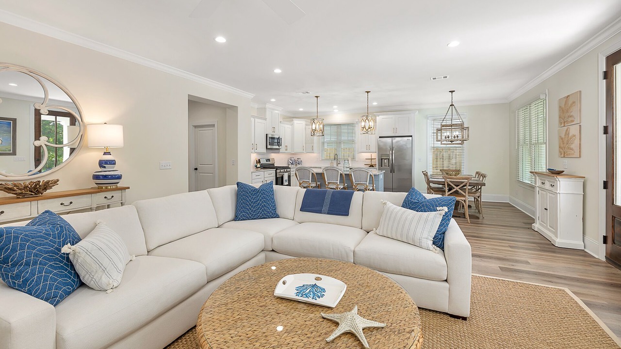 Photo of Livingroom in Saint Simons Heights