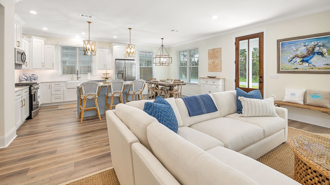 Photo of Livingroom in Saint Simons Heights