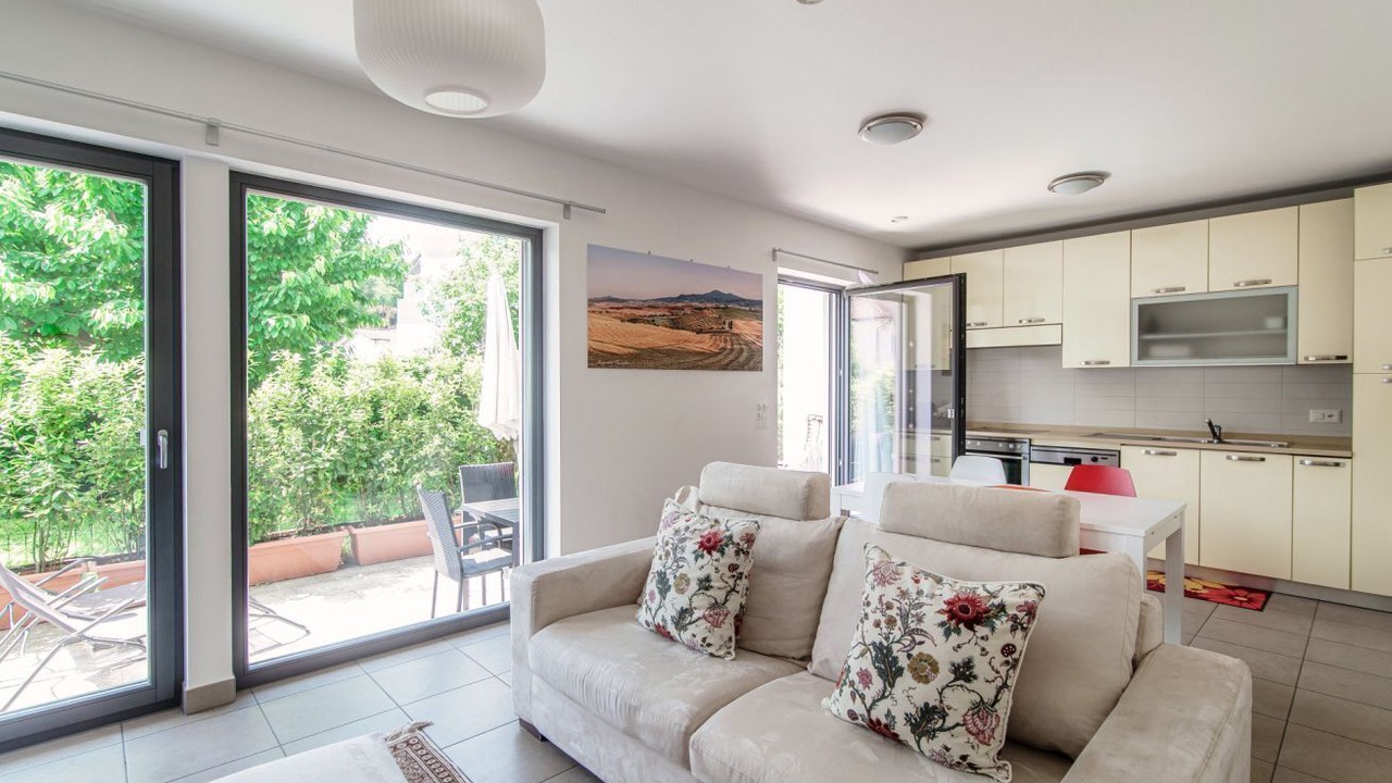 Photo of Livingroom in Losone