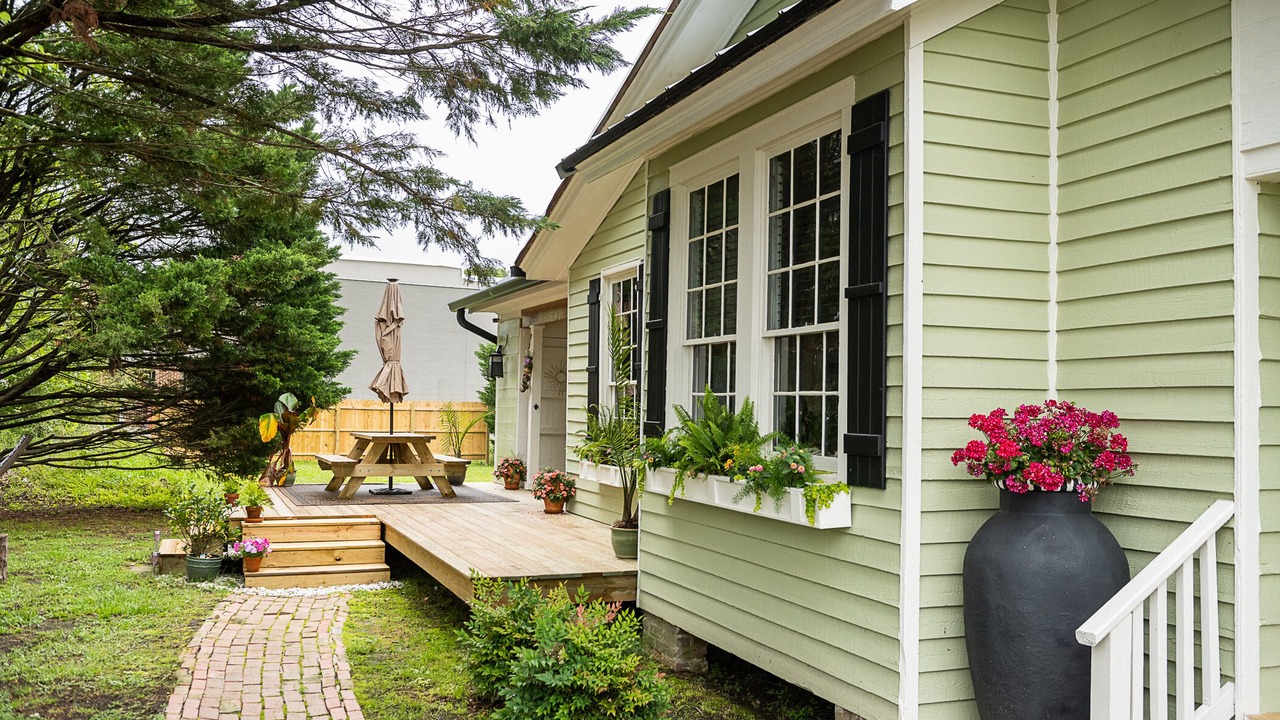 Photo of Others in Mathews