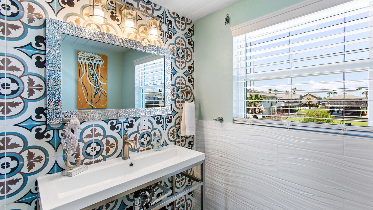 Photo of Bathroom in Jamaica Beach