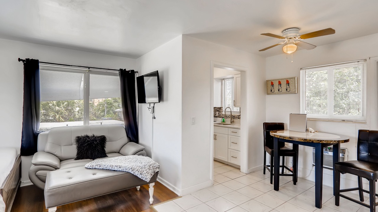 Photo of Livingroom in Singer Island