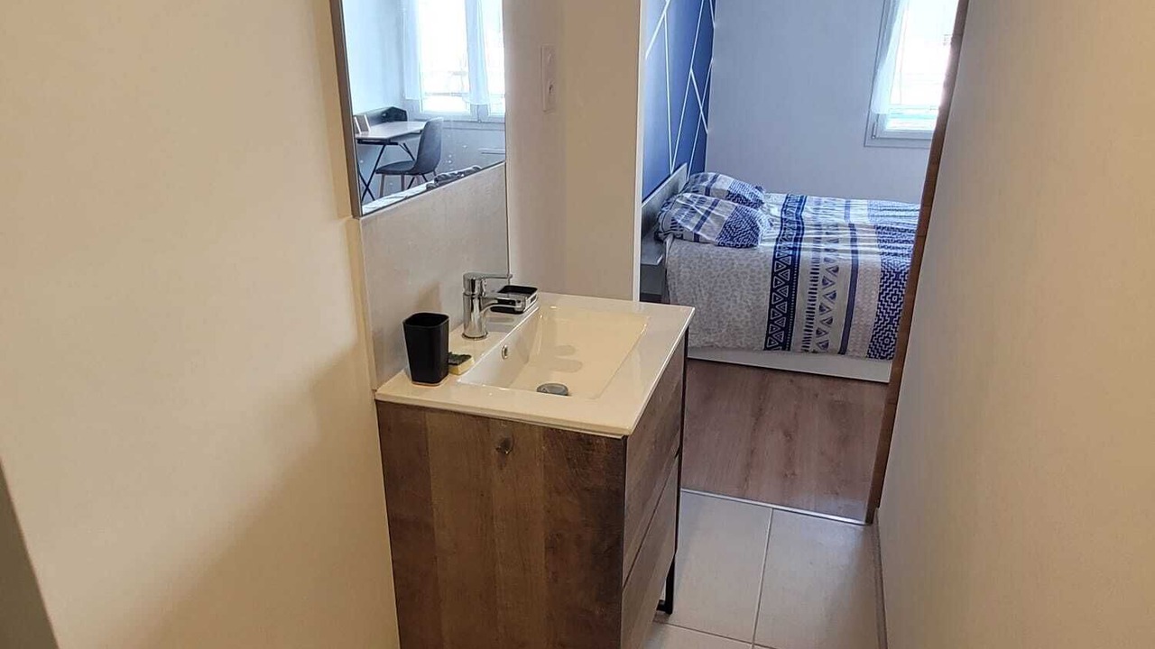 Photo of Bedroom in Saint-Nazaire