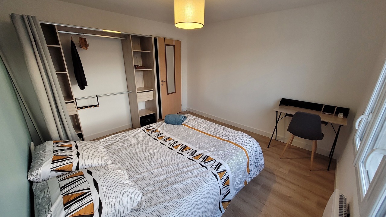 Photo of Bedroom in Saint-Nazaire