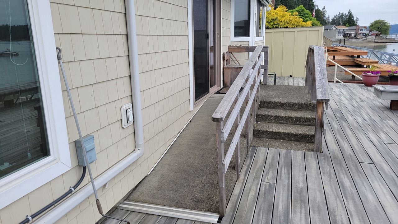 Photo of Others in Belfair