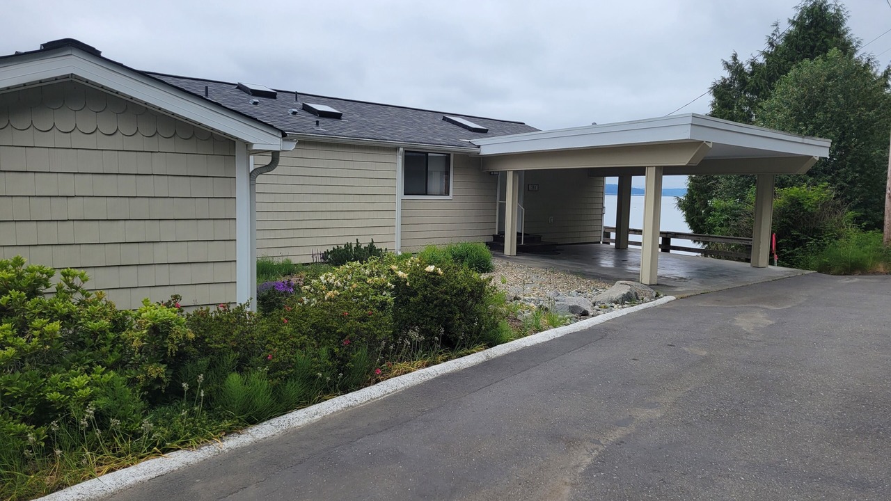 Photo of Others in Belfair