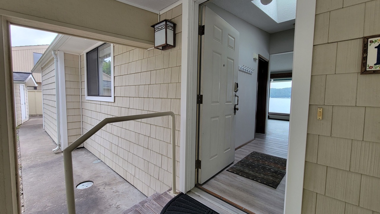 Photo of Others in Belfair