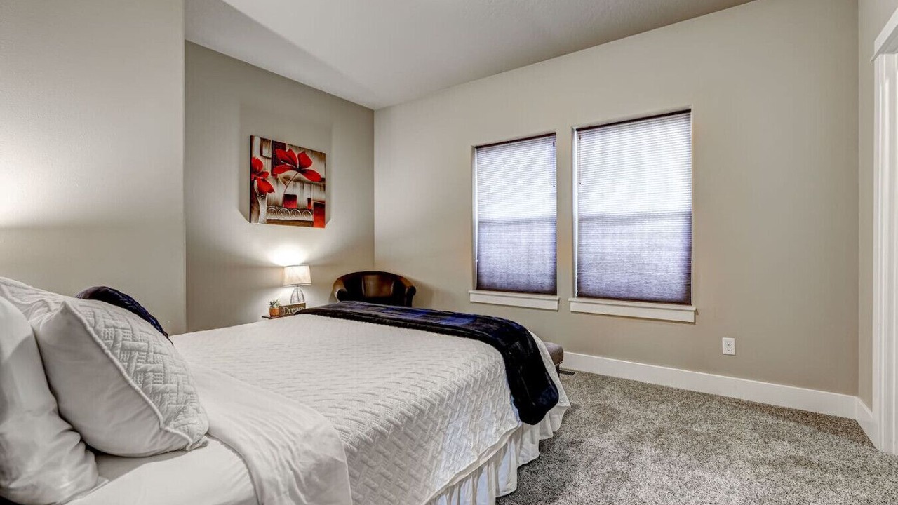 Photo of Bedroom in Richland