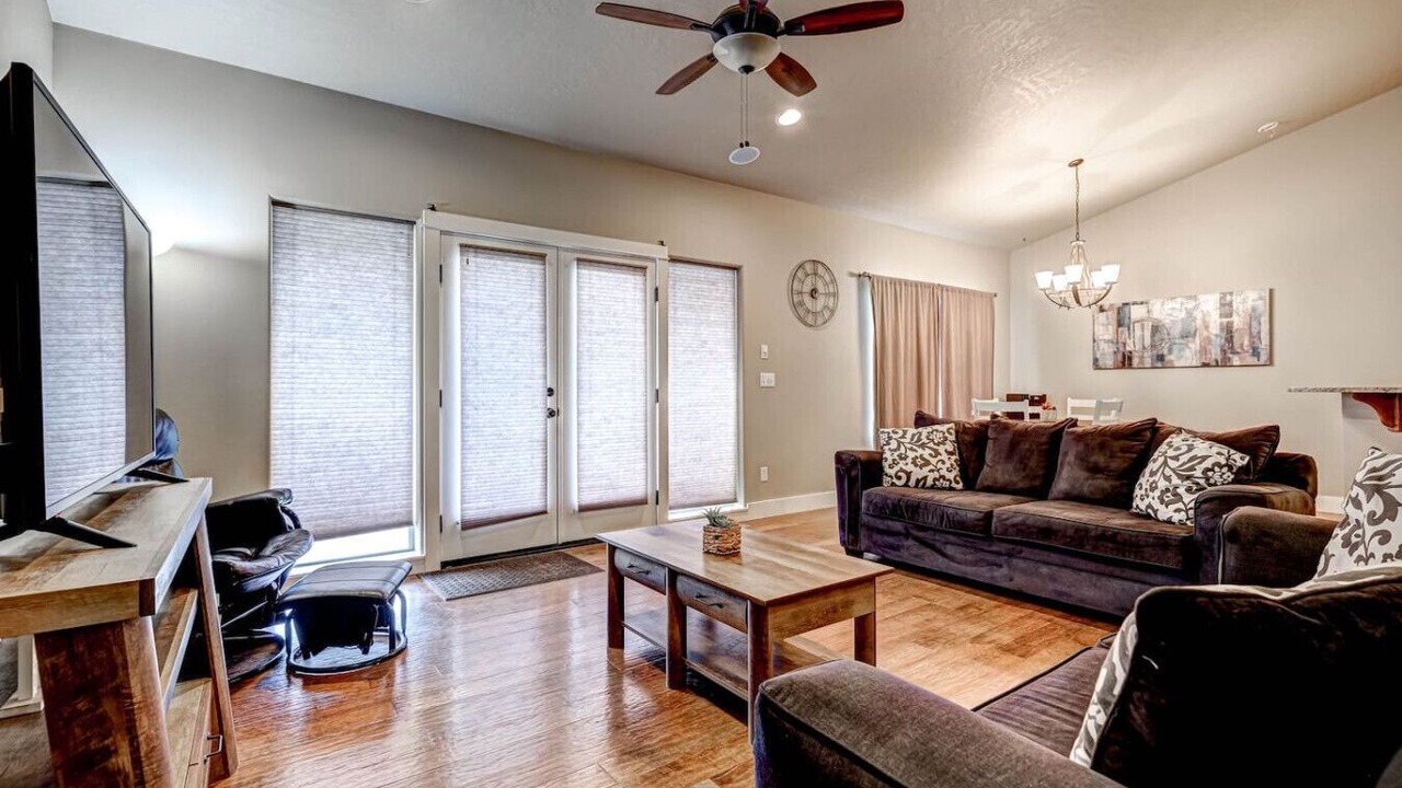 Photo of Livingroom in Richland