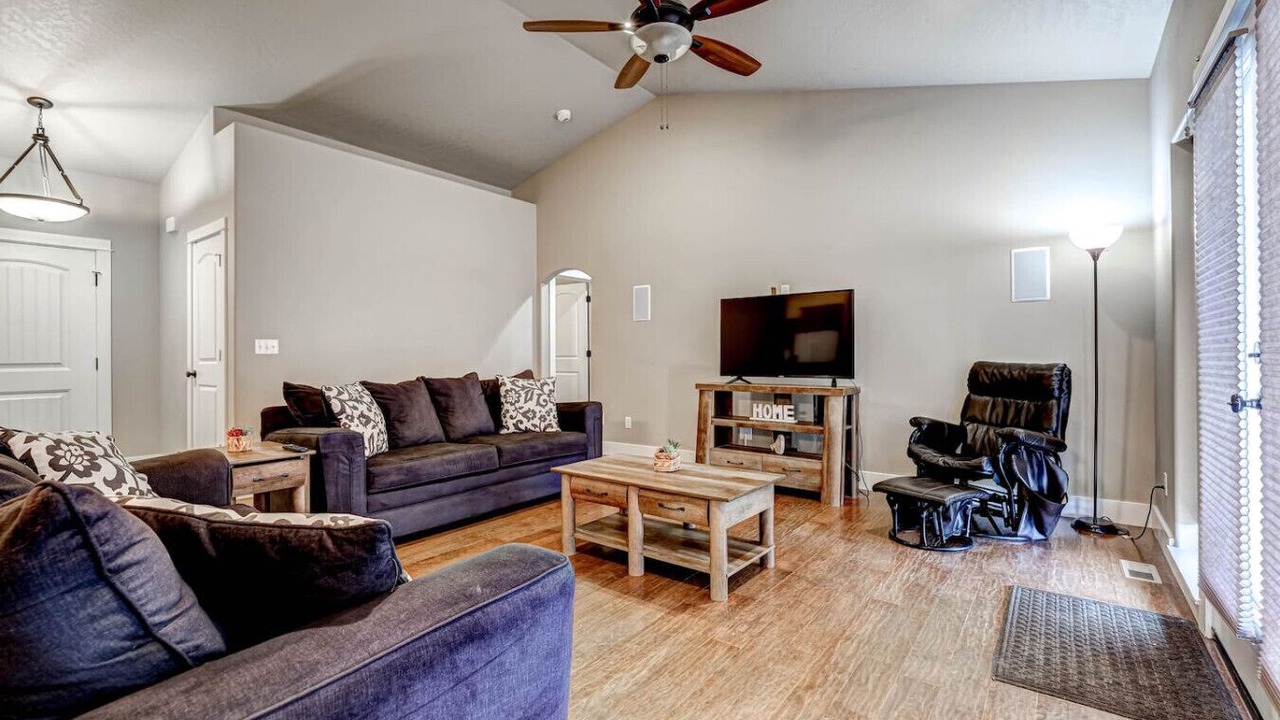 Photo of Livingroom in Richland