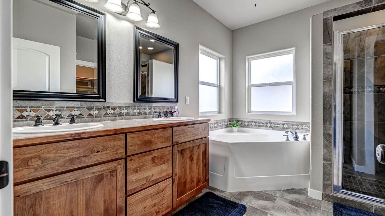 Photo of Others in Richland