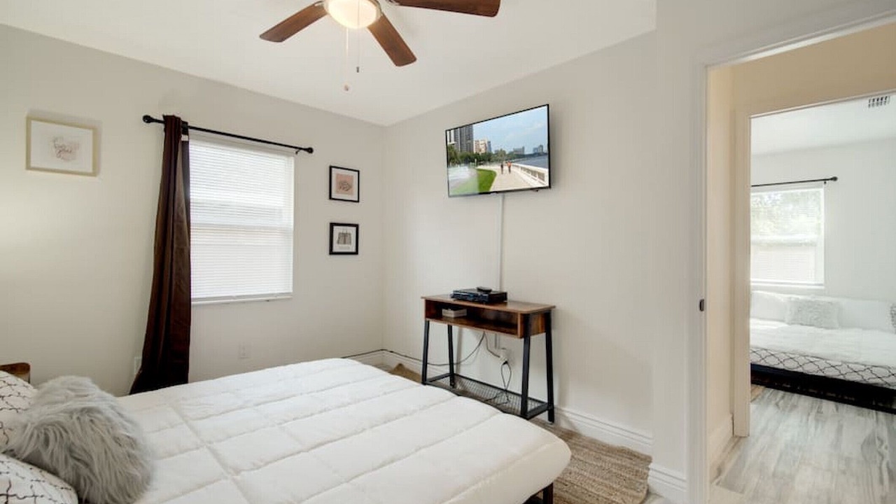 Photo of Bedroom in Ballast Point