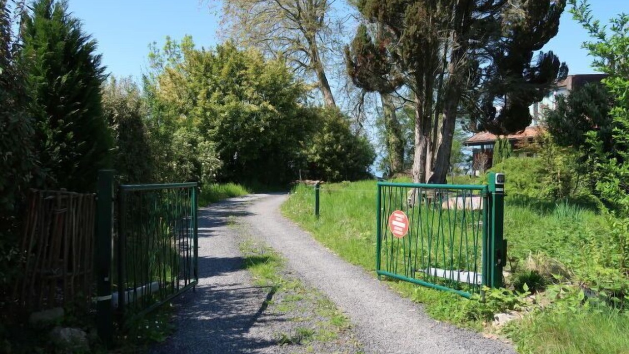 Photo of Outdoor in Noville