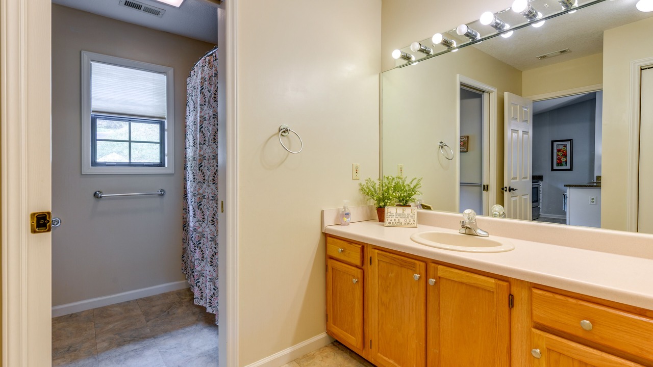 Photo of Bathroom in Franklin