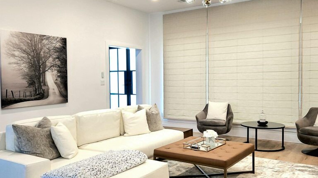 Photo of Livingroom in Apache Shores