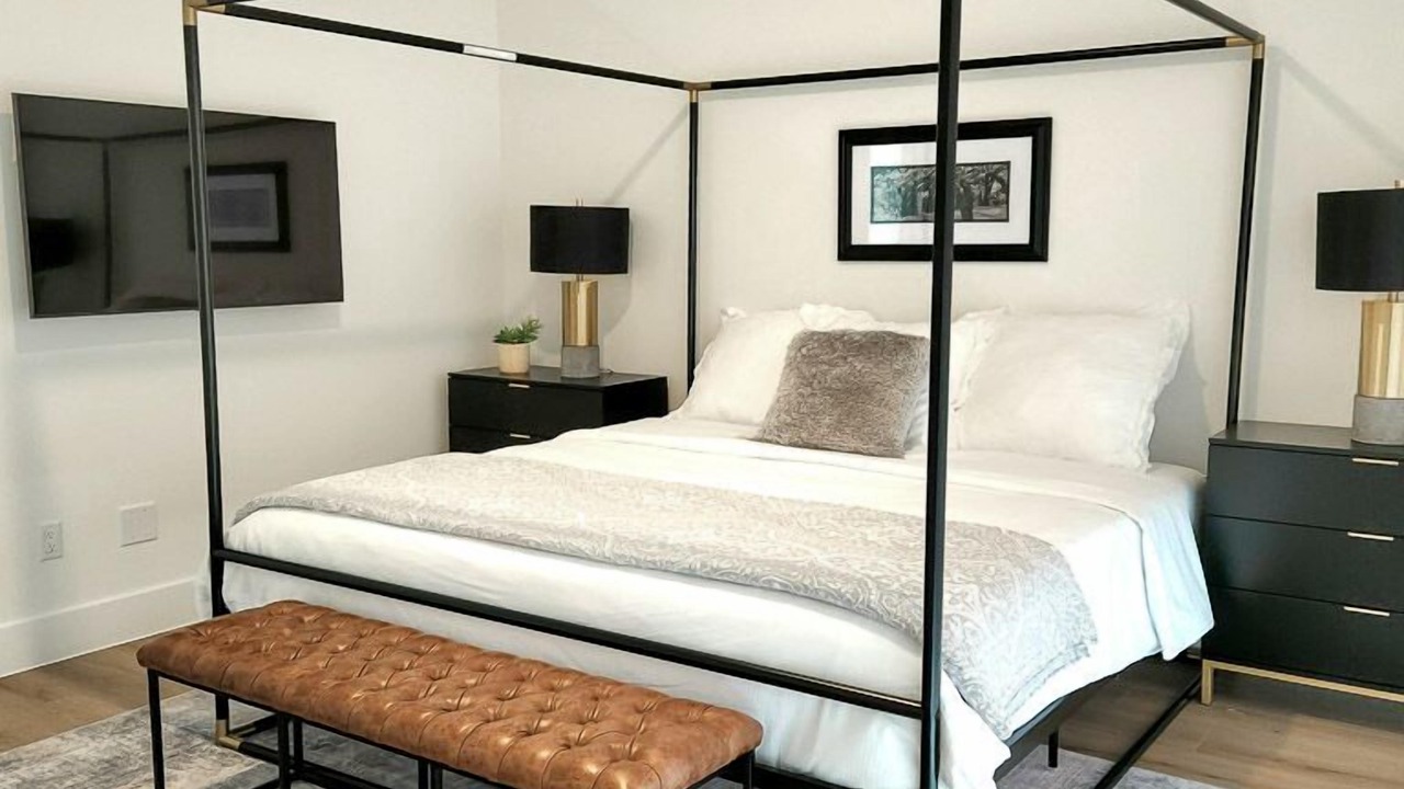 Photo of Bedroom in Apache Shores