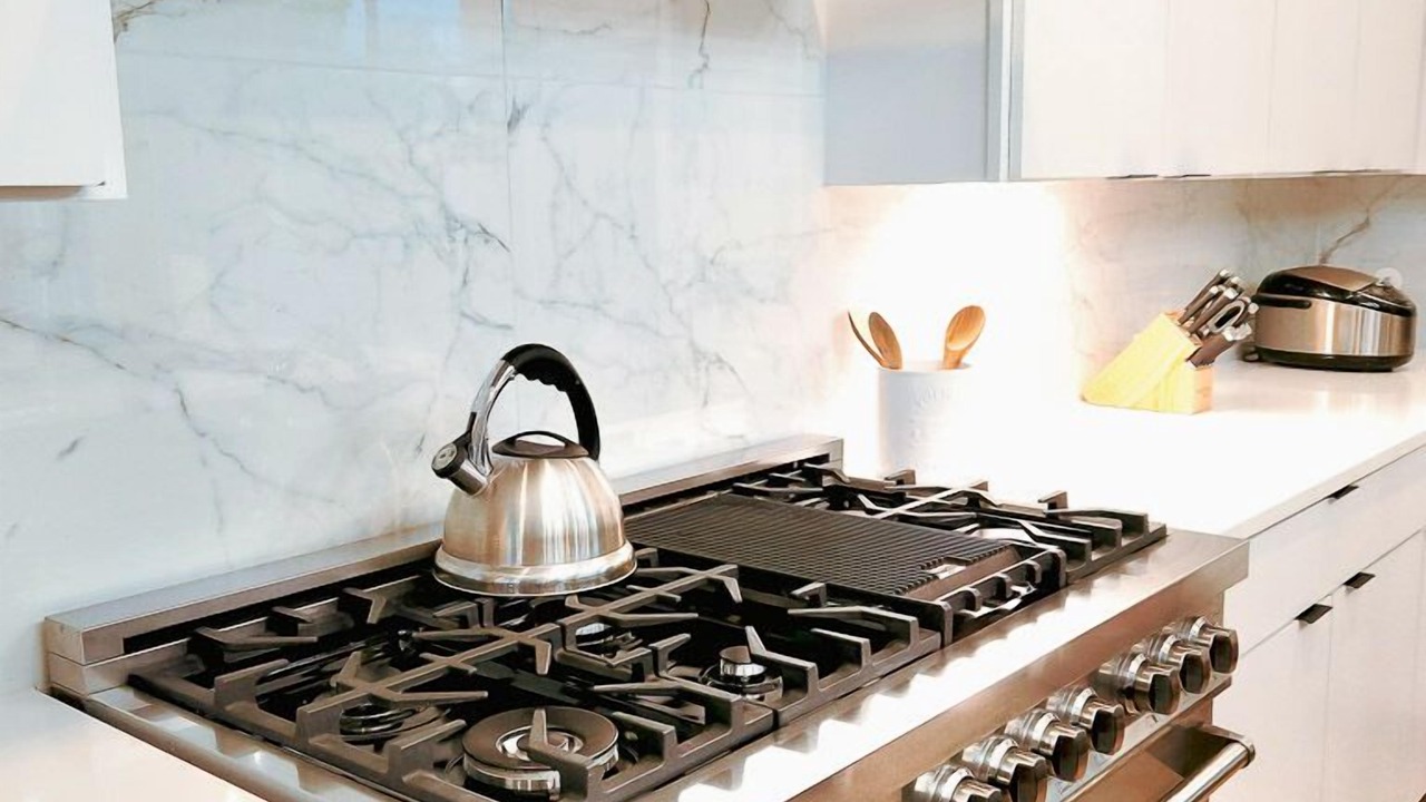 Photo of Kitchen in Apache Shores