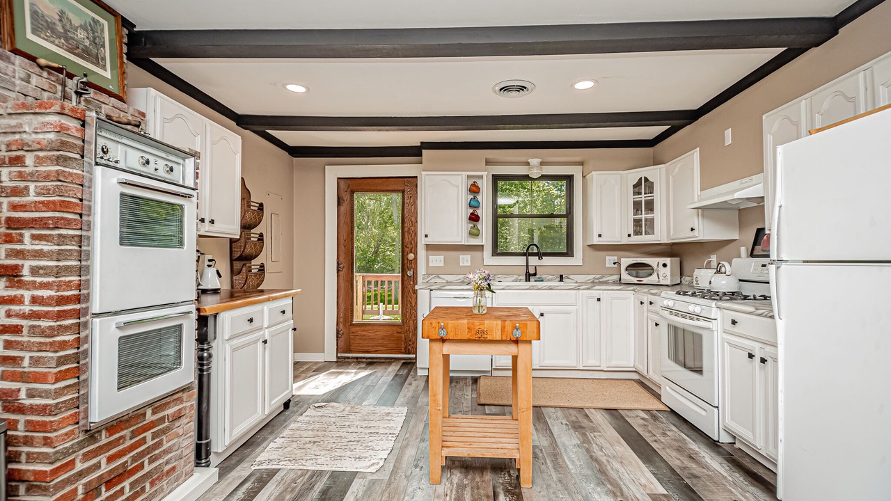 Photo of Kitchen in Saint Marys  Allen County