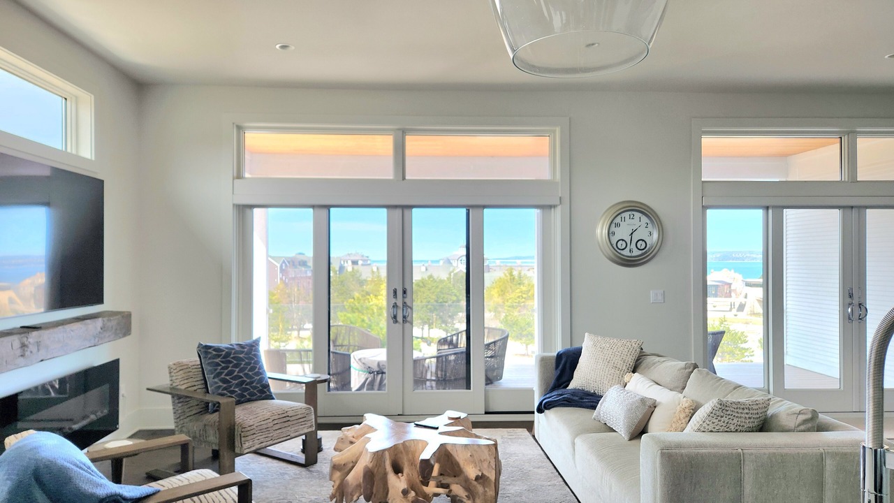 Photo of Livingroom in Bay Harbor