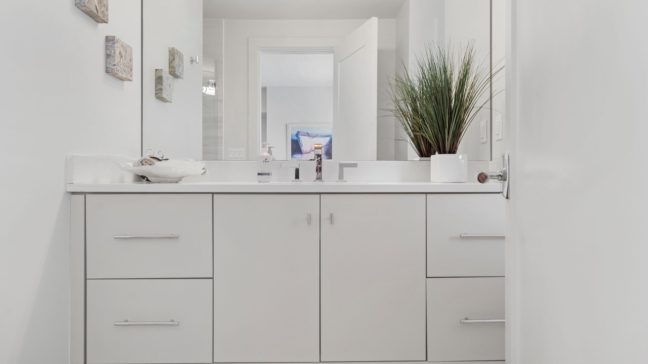 Photo of Bathroom in Bay Harbor