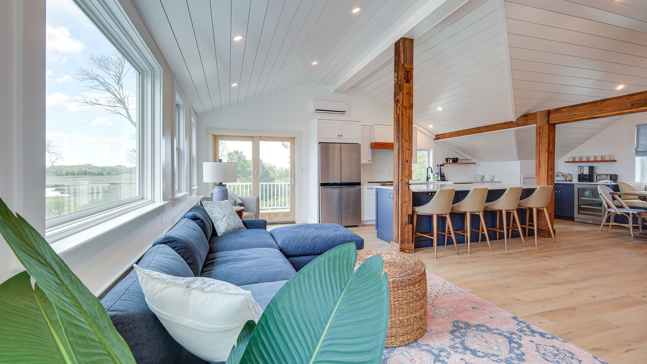 Photo of Livingroom in Greenbush