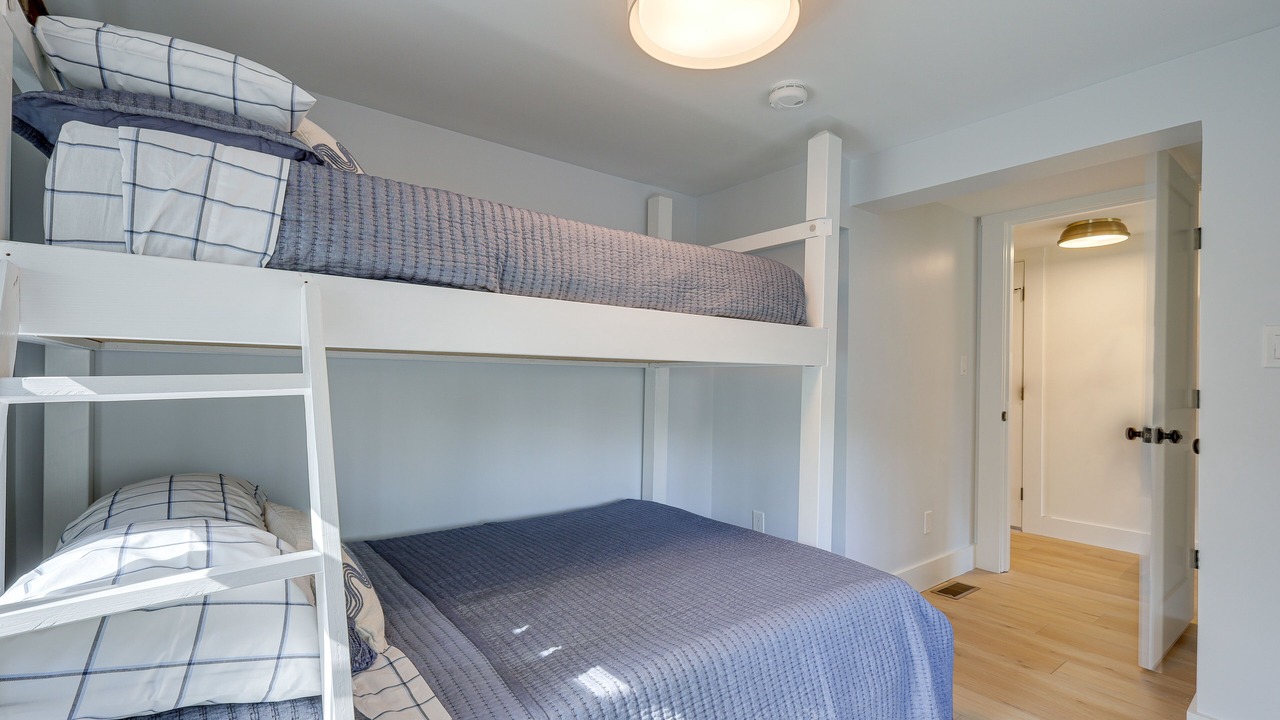 Photo of Bedroom in Greenbush