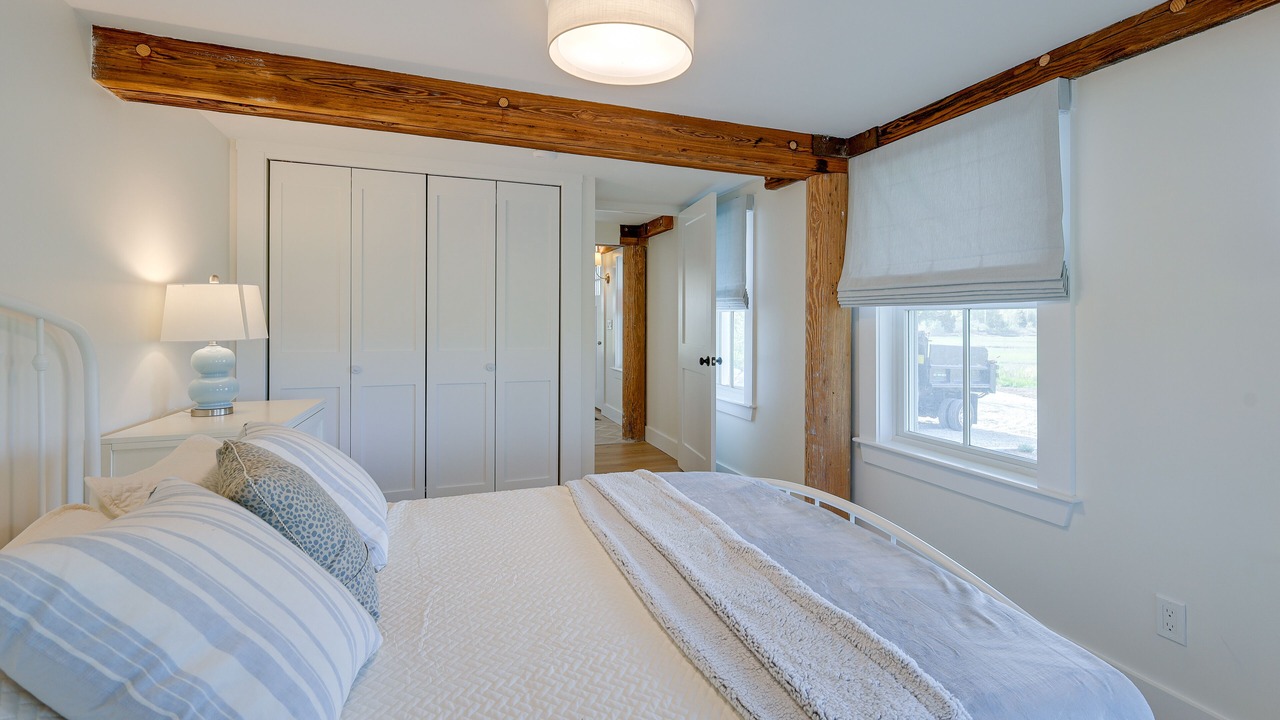 Photo of Bedroom in Greenbush