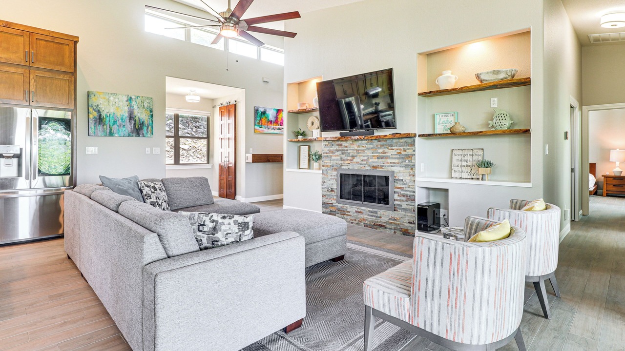Photo of Livingroom in Leander