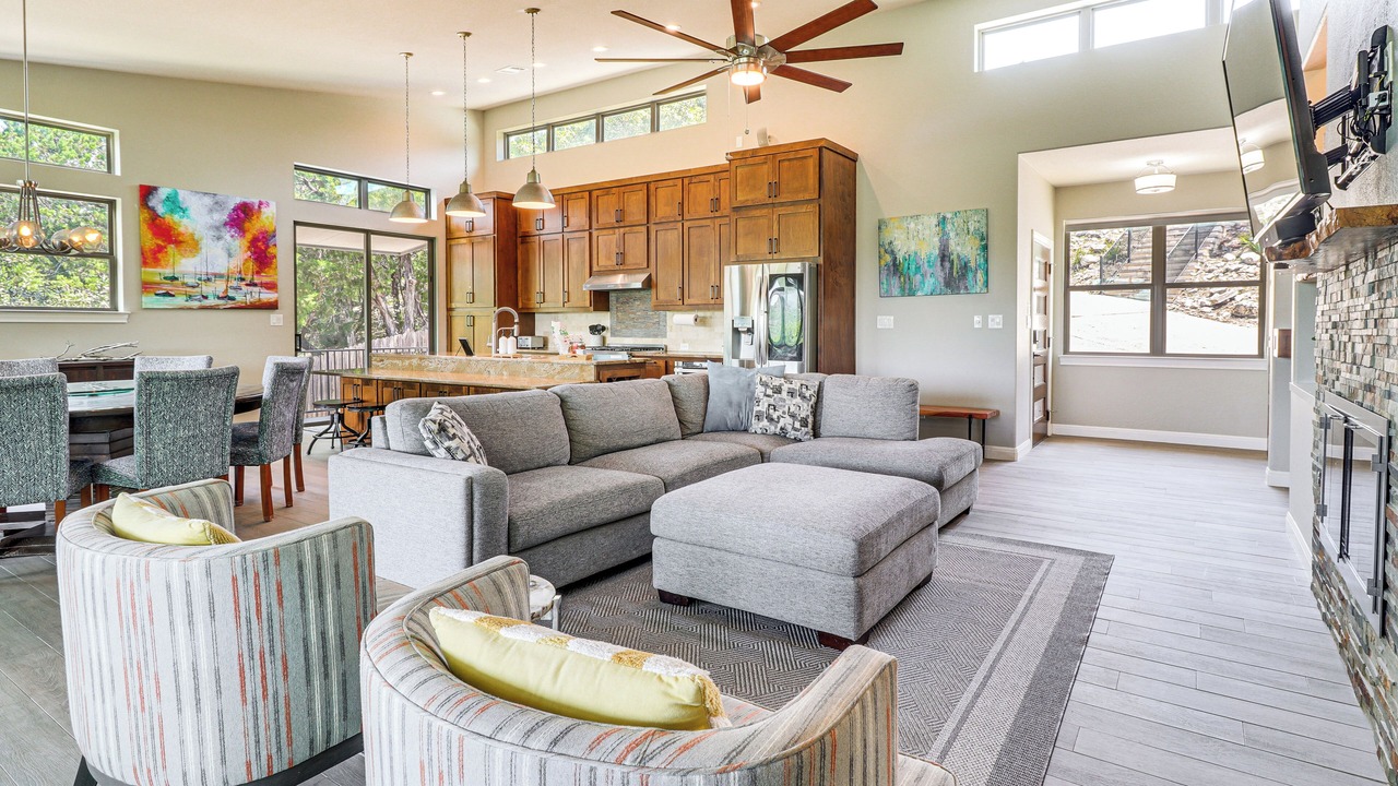 Photo of Livingroom in Leander