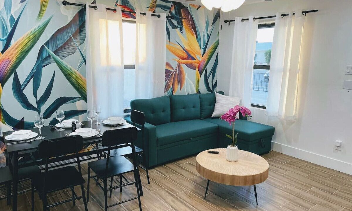 Photo of Livingroom in Downtown Phoenix