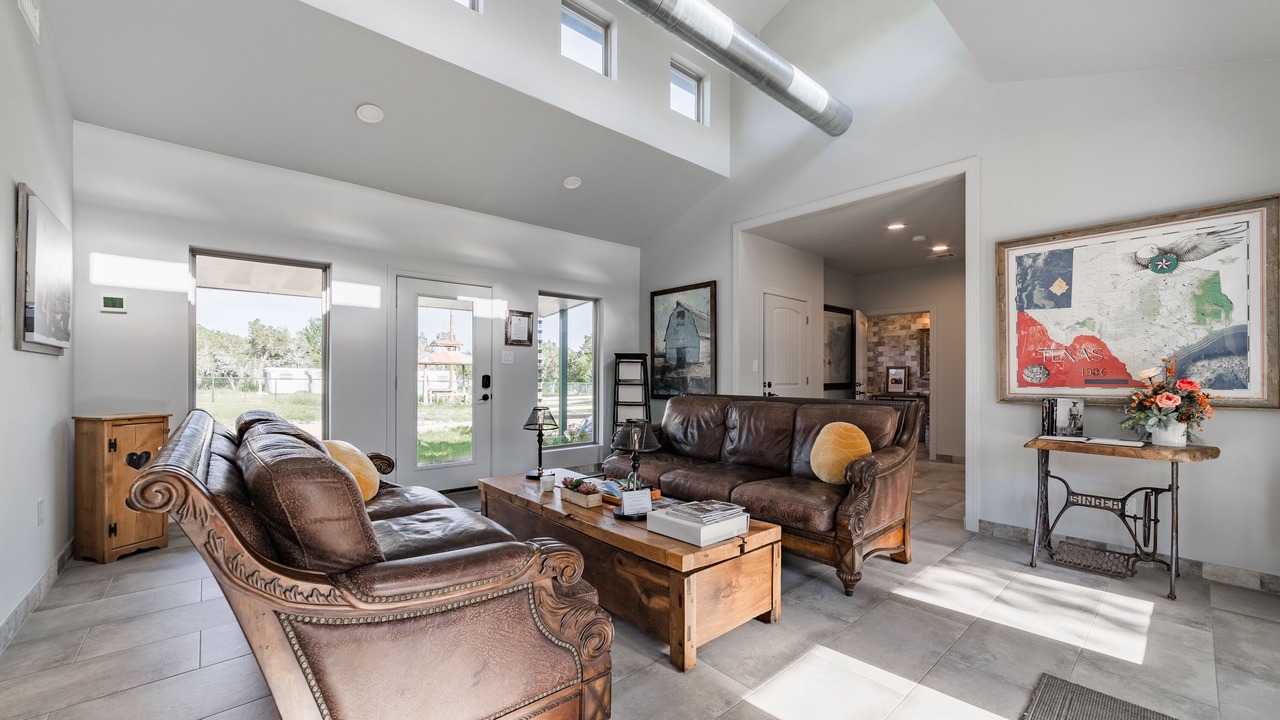 Photo of Livingroom in Spicewood