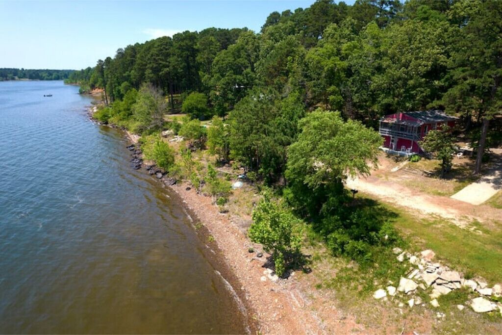 Photo of Outdoor in Avinger