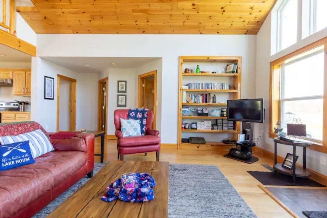 Photo of Livingroom in Pittsfield