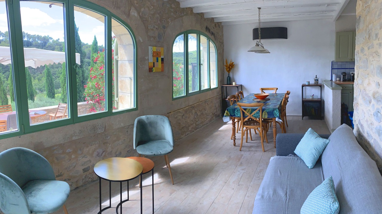 Photo of Livingroom in Belvezet