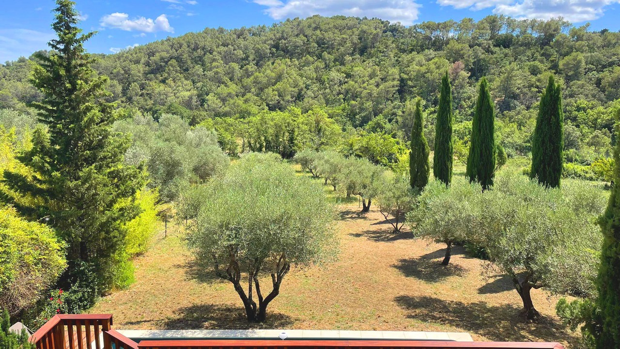 Photo of Outdoor in Belvezet