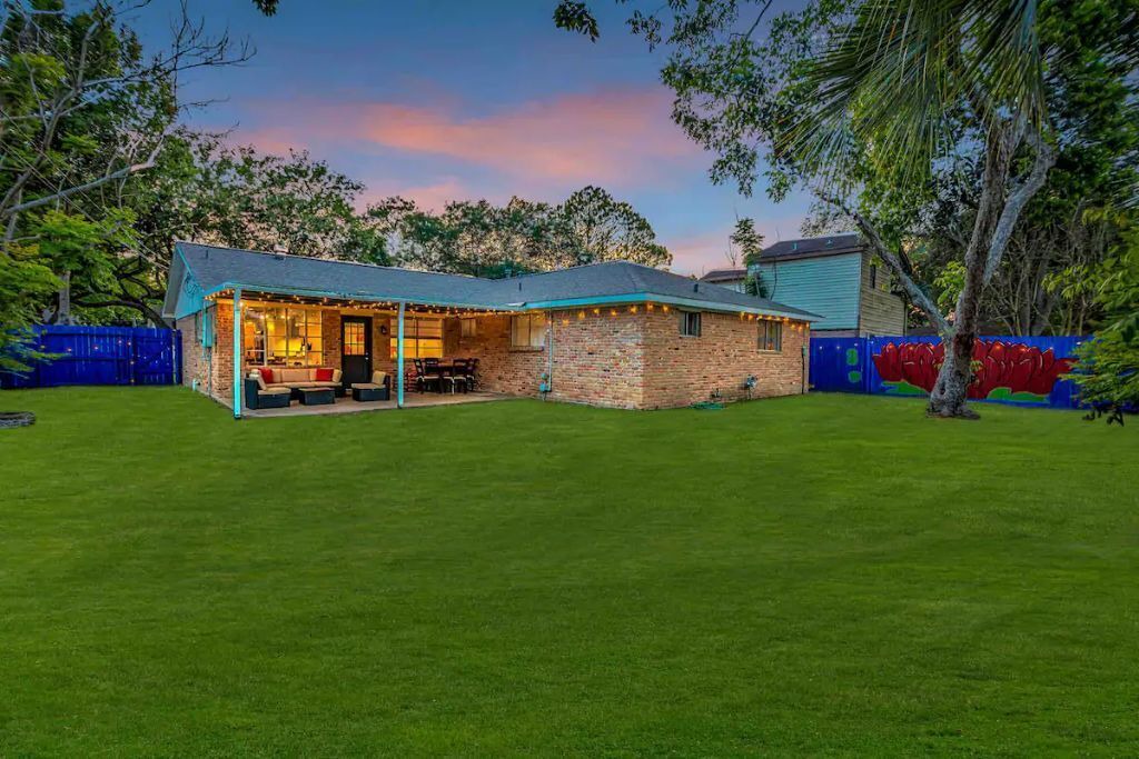 Photo of Outdoor in Southbelt/Ellington